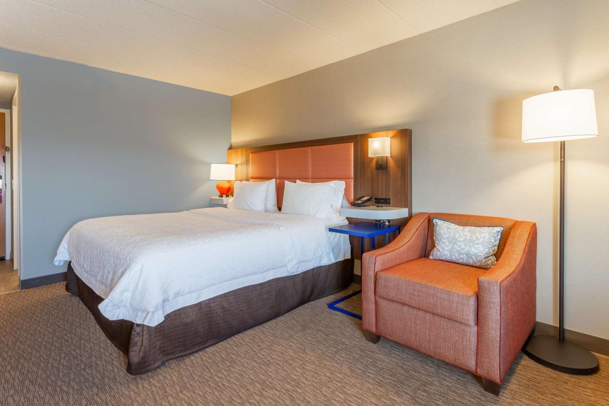 Hampton Inn Madison East Towne Mall Area Eksteriør billede