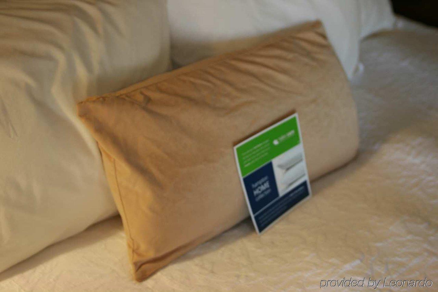 Hampton Inn Madison East Towne Mall Area Eksteriør billede